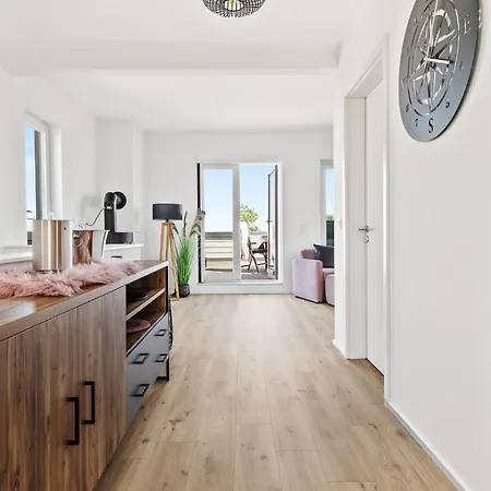 Strandwohnung Mit Meerblick Ueber Felder, Fusslaeufig Zum Strand, 3 Schlafzimmer, Infrarotsauna * Olpenitz