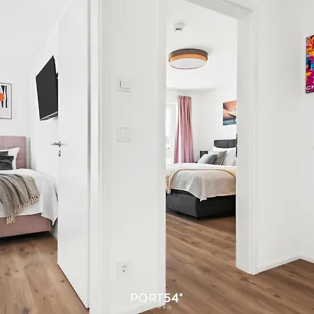 Strandwohnung Mit Meerblick Ueber Felder, Fusslaeufig Zum Strand, 3 Schlafzimmer, Infrarotsauna * Olpenitz